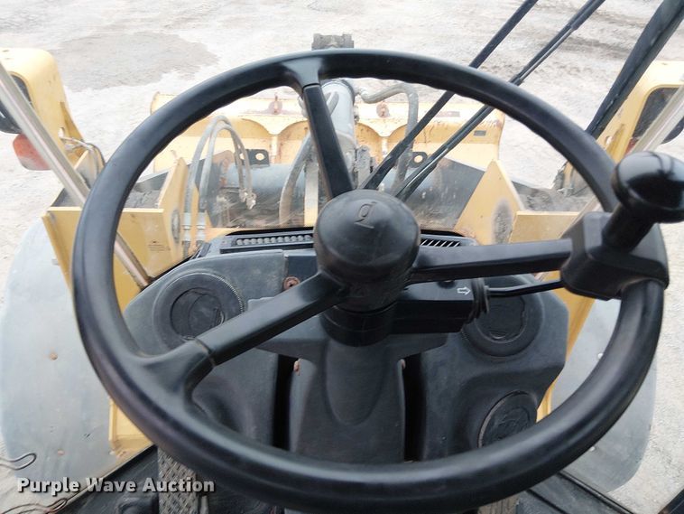 image for item DU3694 2011 John Deere 444K wheel loader