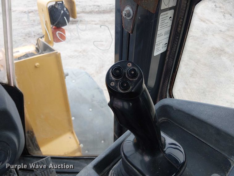 image for item DU3694 2011 John Deere 444K wheel loader