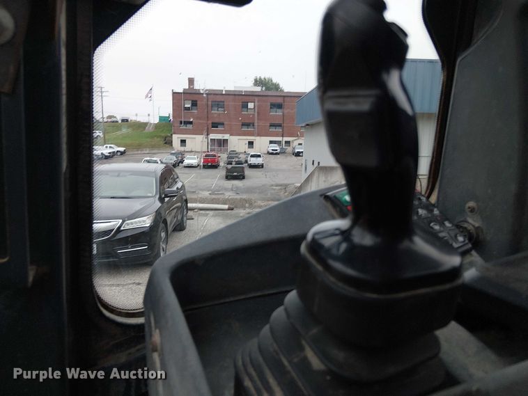 image for item DU3694 2011 John Deere 444K wheel loader