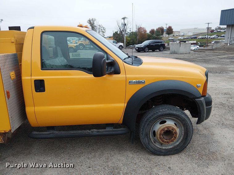 image for item DU3695 2007 Ford F450 Super Duty utility / service truck