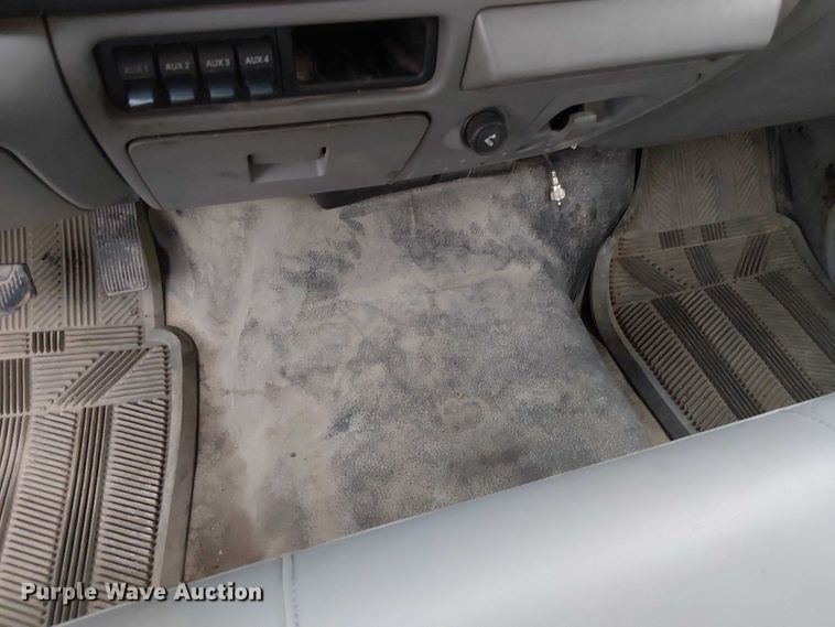 image for item DU3695 2007 Ford F450 Super Duty utility / service truck