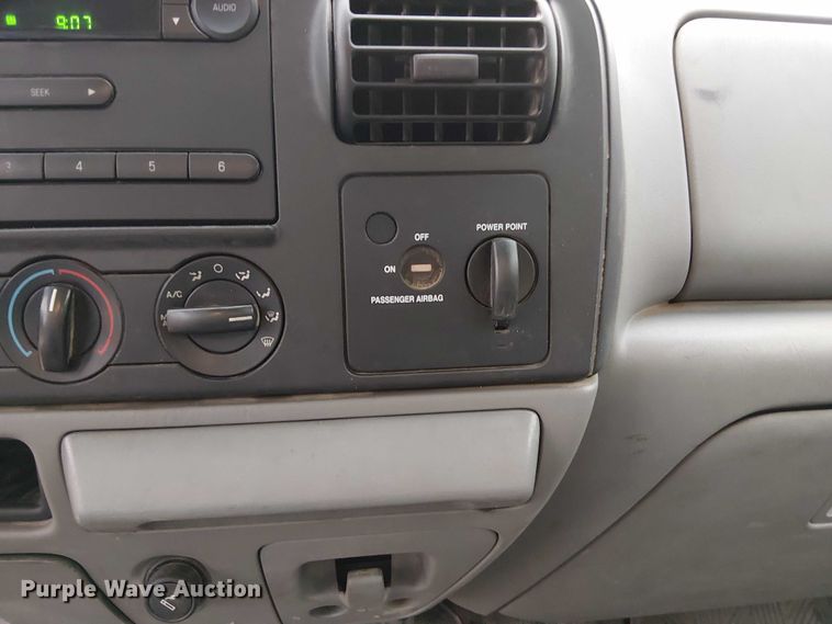 image for item DU3695 2007 Ford F450 Super Duty utility / service truck