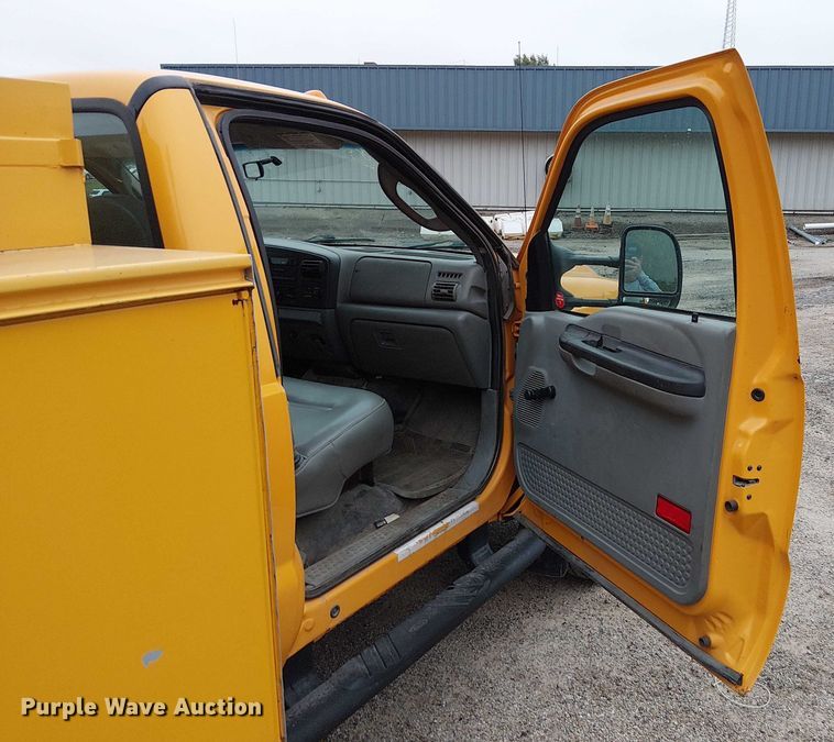 image for item DU3695 2007 Ford F450 Super Duty utility / service truck