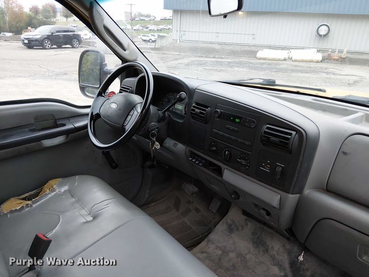 image for item DU3695 2007 Ford F450 Super Duty utility / service truck