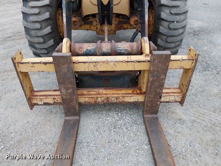 image for item DU3696 2007 John Deere 444J wheel loader