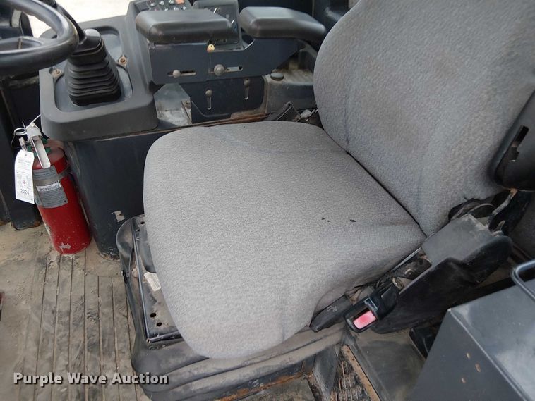 image for item DU3696 2007 John Deere 444J wheel loader