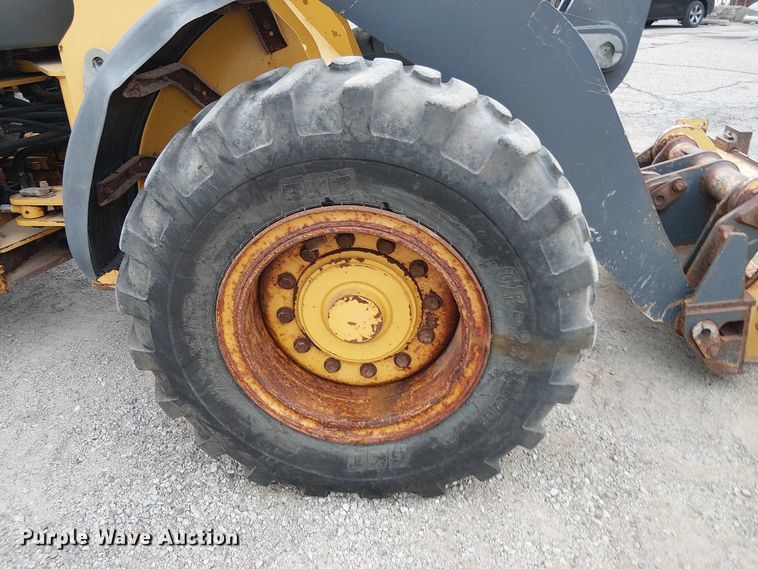 image for item DU3696 2007 John Deere 444J wheel loader