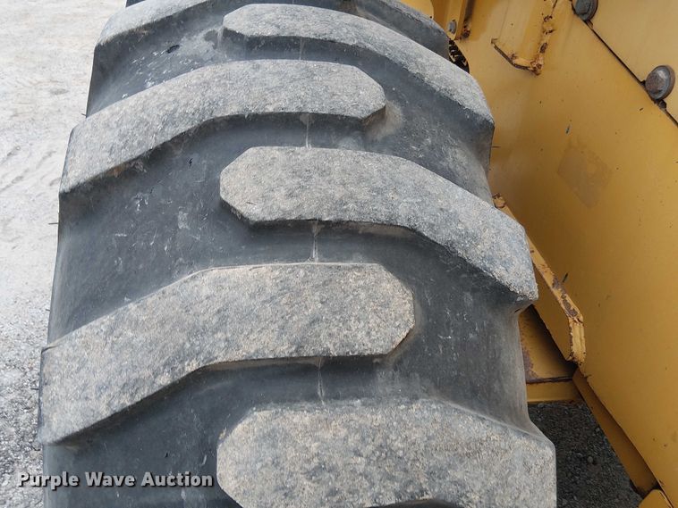 image for item DU3696 2007 John Deere 444J wheel loader