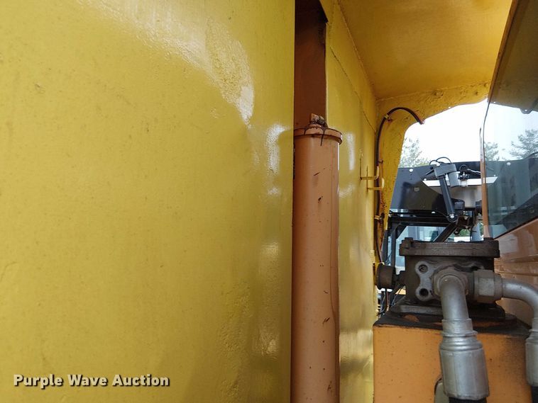 image for item DU3697 2006 International 7400 dump truck