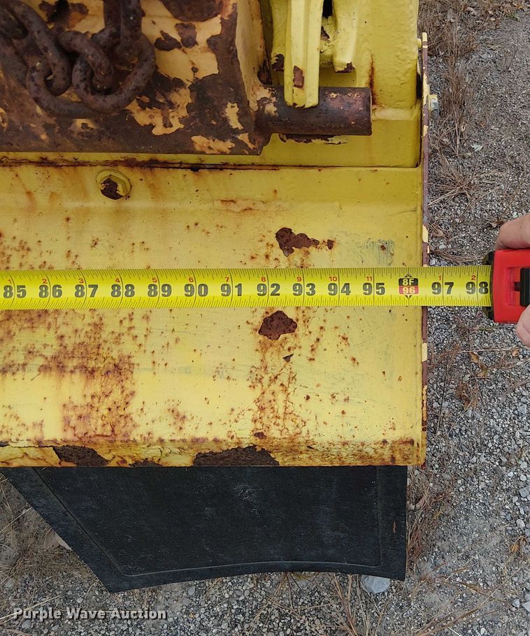 image for item DU3697 2006 International 7400 dump truck