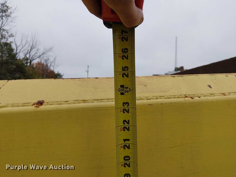 image for item DU3697 2006 International 7400 dump truck