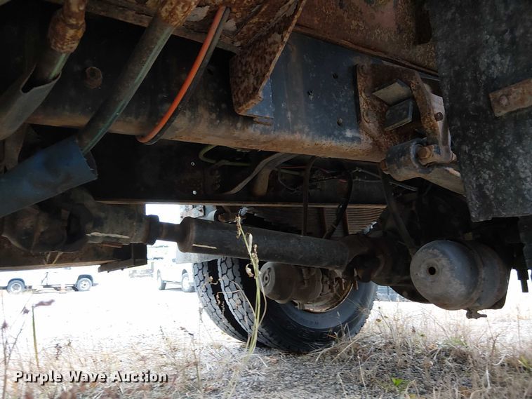 image for item DU3697 2006 International 7400 dump truck