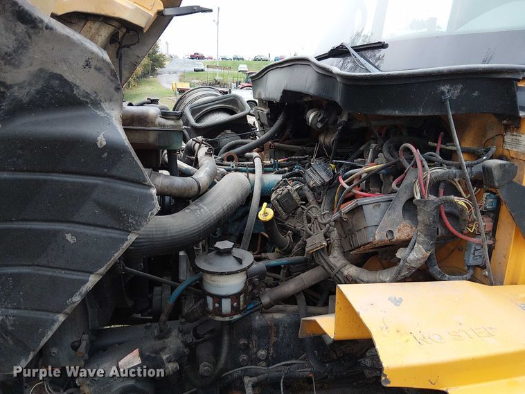 image for item DU3697 2006 International 7400 dump truck