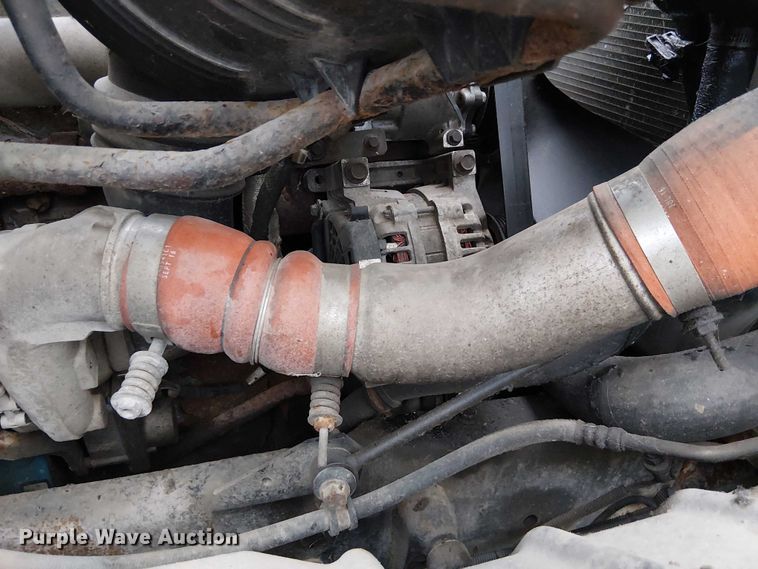 image for item DU3697 2006 International 7400 dump truck