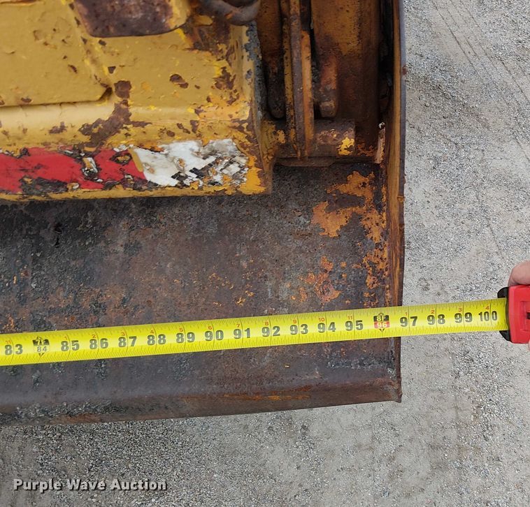 image for item DU3698 2002 International 7400 dump truck