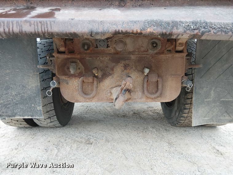 image for item DU3698 2002 International 7400 dump truck