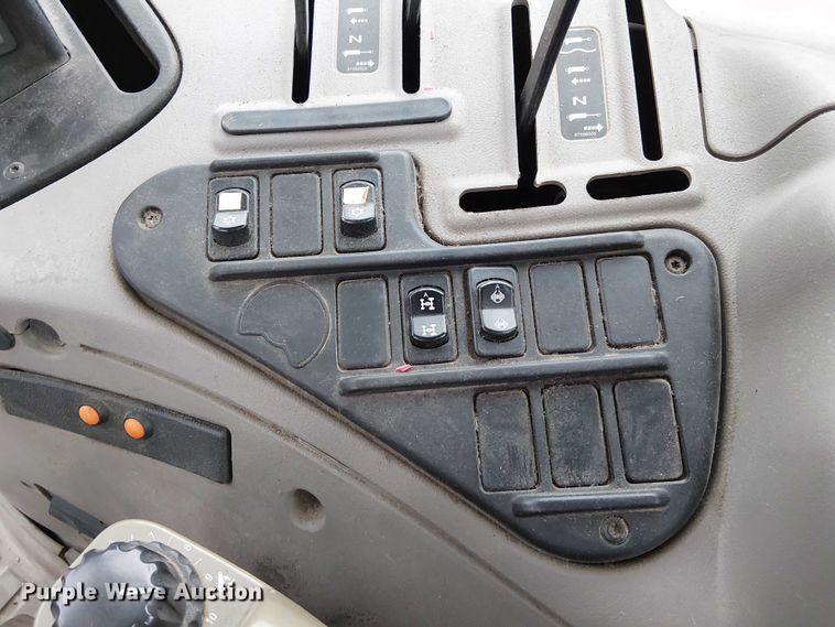 image for item DU3699 2015 Case IH Maxxum 140 MFWD tractor