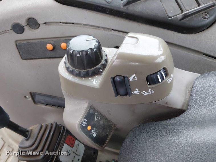 image for item DU3699 2015 Case IH Maxxum 140 MFWD tractor