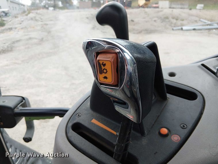 image for item DU3699 2015 Case IH Maxxum 140 MFWD tractor