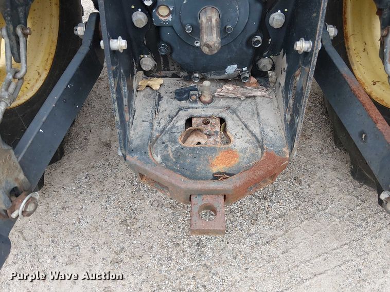 image for item DU3700 2006 John Deere 5205 tractor