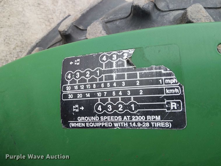 image for item DU3700 2006 John Deere 5205 tractor