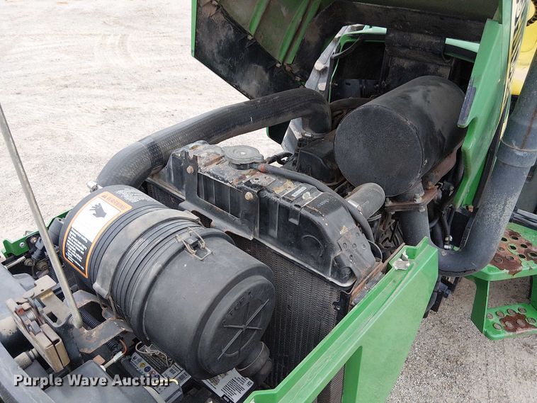 image for item DU3700 2006 John Deere 5205 tractor