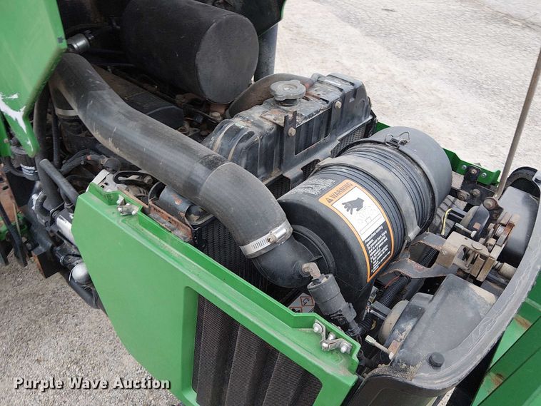image for item DU3700 2006 John Deere 5205 tractor