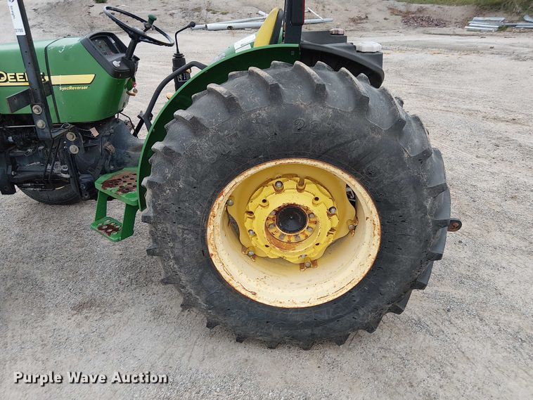 image for item DU3700 2006 John Deere 5205 tractor