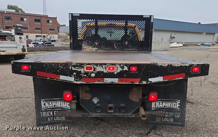 image for item DU3702 2009 Ford F350 Super Duty XL dump flatbed pickup truck