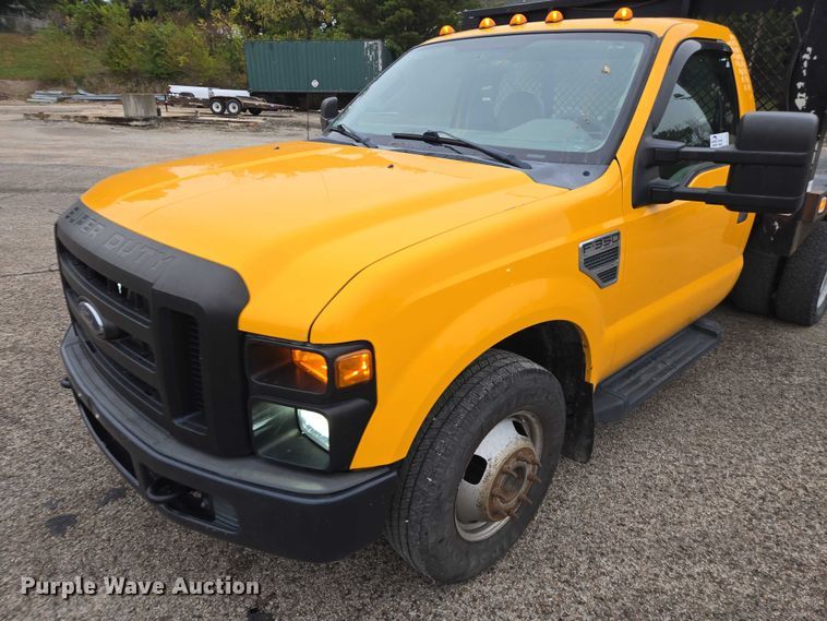 image for item DU3702 2009 Ford F350 Super Duty XL dump flatbed pickup truck