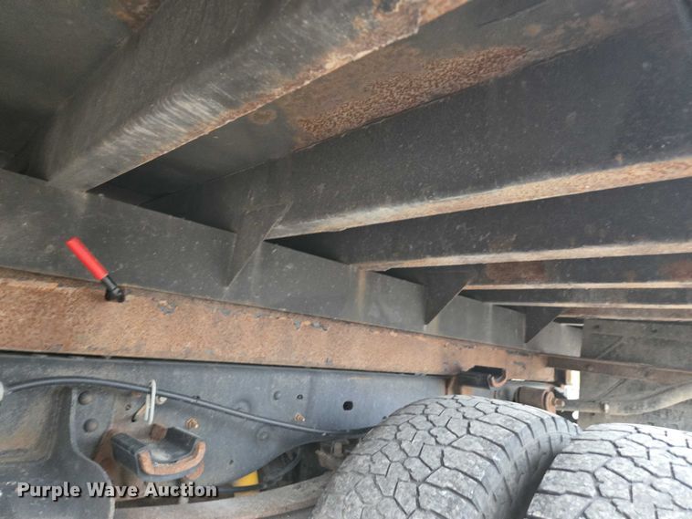 image for item DU3702 2009 Ford F350 Super Duty XL dump flatbed pickup truck