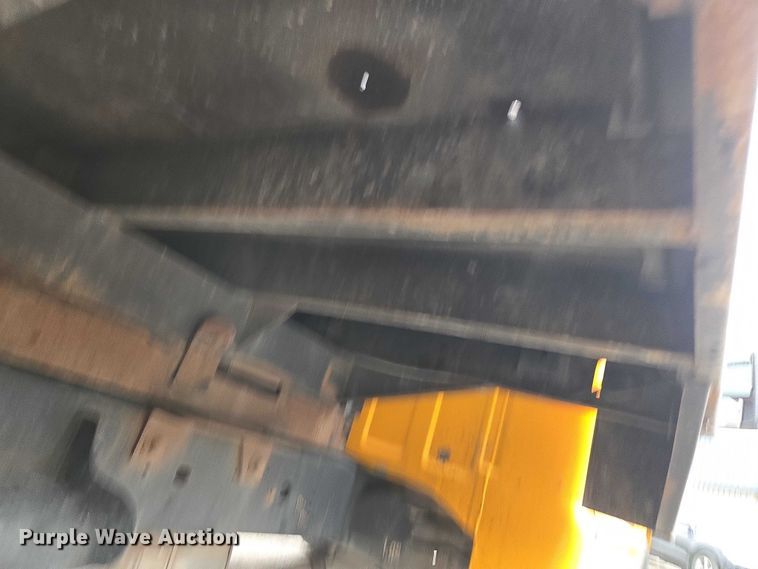 image for item DU3702 2009 Ford F350 Super Duty XL dump flatbed pickup truck