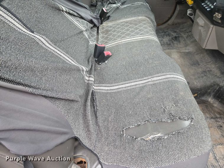 image for item DU3702 2009 Ford F350 Super Duty XL dump flatbed pickup truck