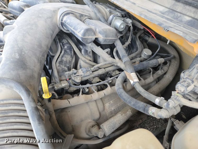 image for item DU3702 2009 Ford F350 Super Duty XL dump flatbed pickup truck