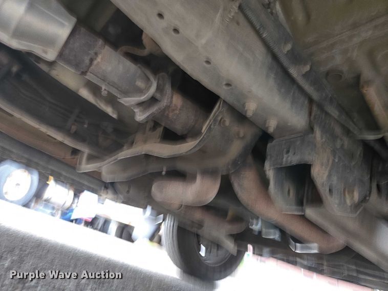 image for item DU3702 2009 Ford F350 Super Duty XL dump flatbed pickup truck