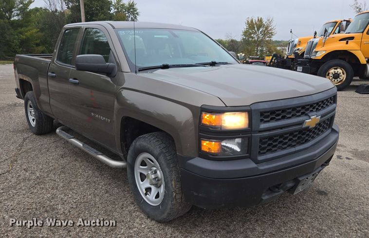 image for item DU3703 2015 Chevrolet Silverado 1500 Double Cab pickup truck