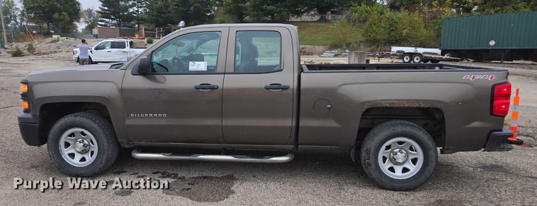 image for item DU3703 2015 Chevrolet Silverado 1500 Double Cab pickup truck