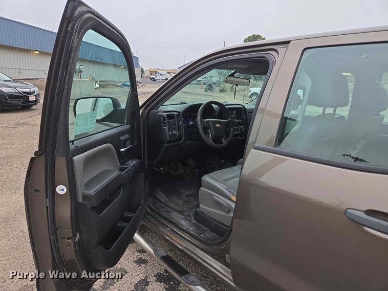 image for item DU3703 2015 Chevrolet Silverado 1500 Double Cab pickup truck