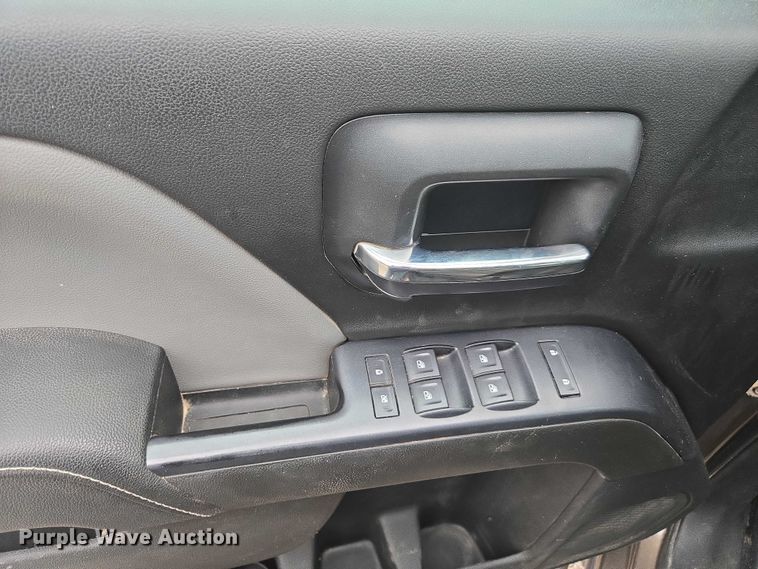 image for item DU3703 2015 Chevrolet Silverado 1500 Double Cab pickup truck