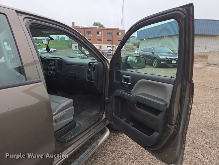 image for item DU3703 2015 Chevrolet Silverado 1500 Double Cab pickup truck