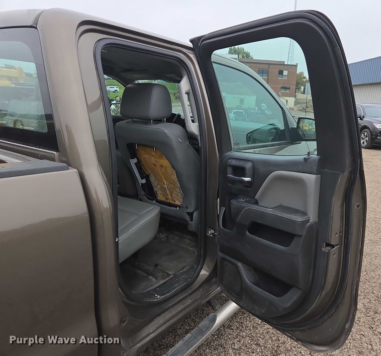 image for item DU3703 2015 Chevrolet Silverado 1500 Double Cab pickup truck