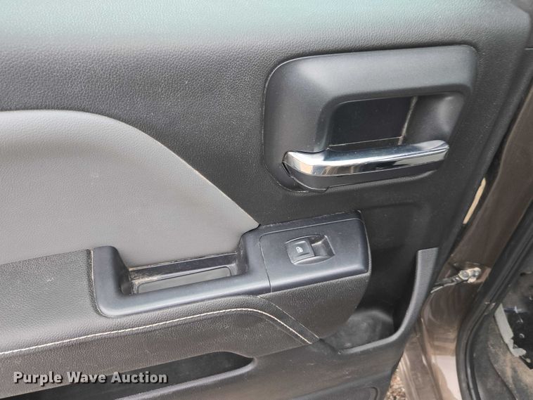 image for item DU3703 2015 Chevrolet Silverado 1500 Double Cab pickup truck