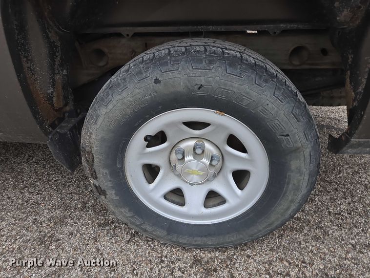 image for item DU3703 2015 Chevrolet Silverado 1500 Double Cab pickup truck