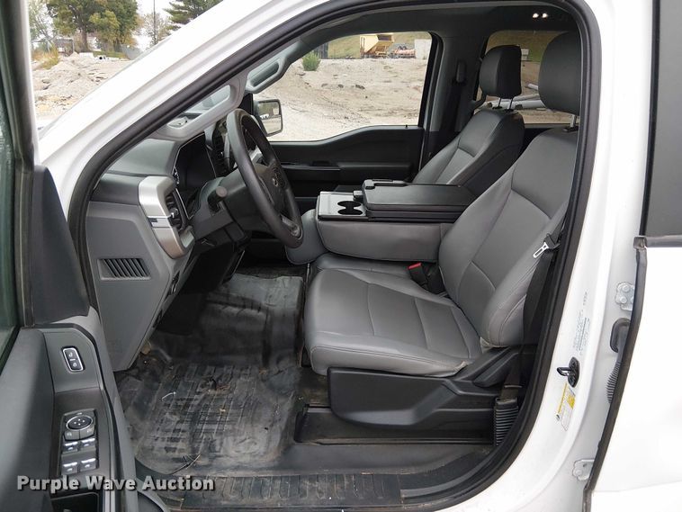 image for item DU3704 2022 Ford F150 SuperCrew pickup truck