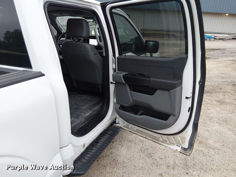 image for item DU3704 2022 Ford F150 SuperCrew pickup truck