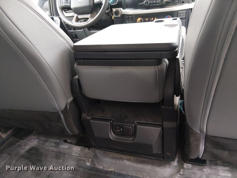 image for item DU3704 2022 Ford F150 SuperCrew pickup truck