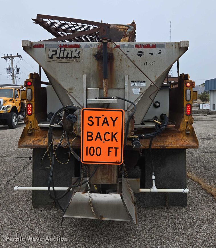 image for item DU3706 2006 International 7400 dump truck