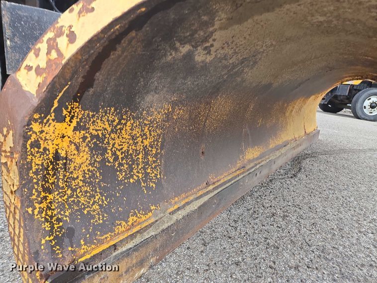 image for item DU3706 2006 International 7400 dump truck