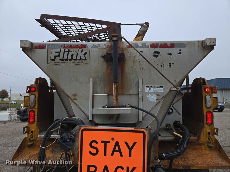 image for item DU3706 2006 International 7400 dump truck