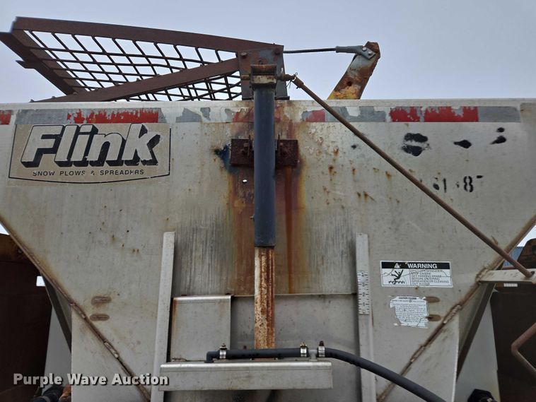 image for item DU3706 2006 International 7400 dump truck